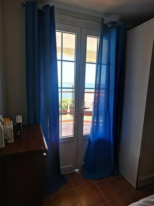 Gîte pour 4 personnes, avec terrasse et vue dans Plage de Malendure - 2