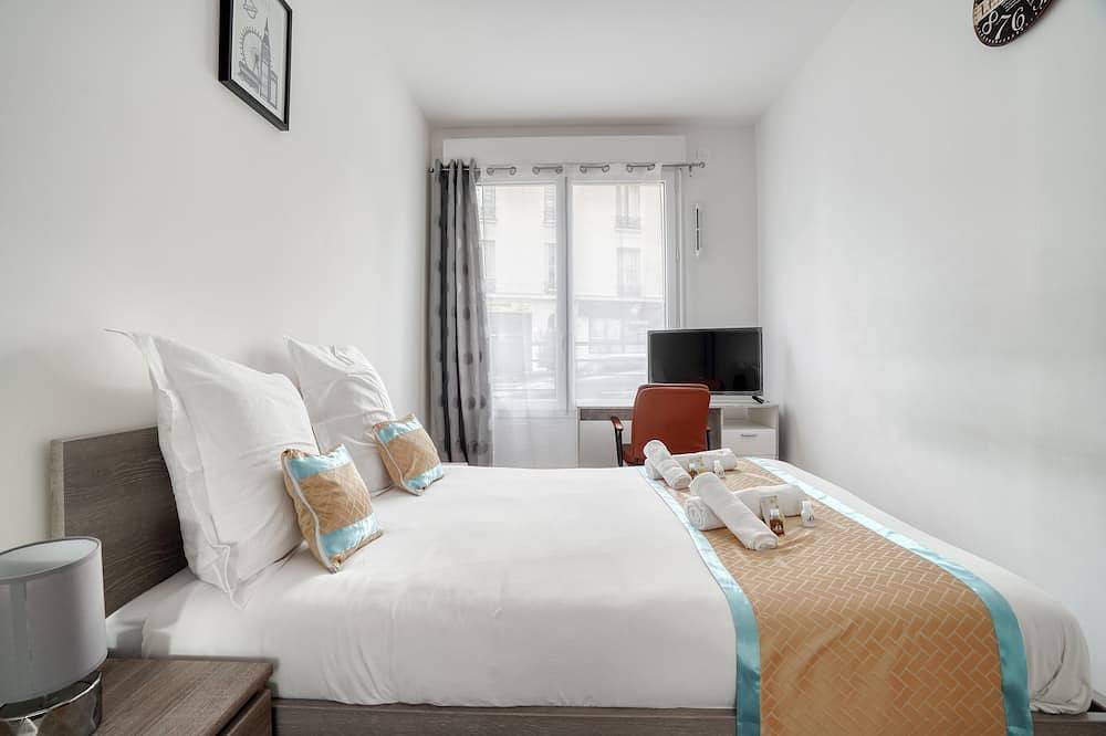 Cozy - Free Parking - 15mn From Paris Montparnasse in Clamart, Hauts-de-Seine