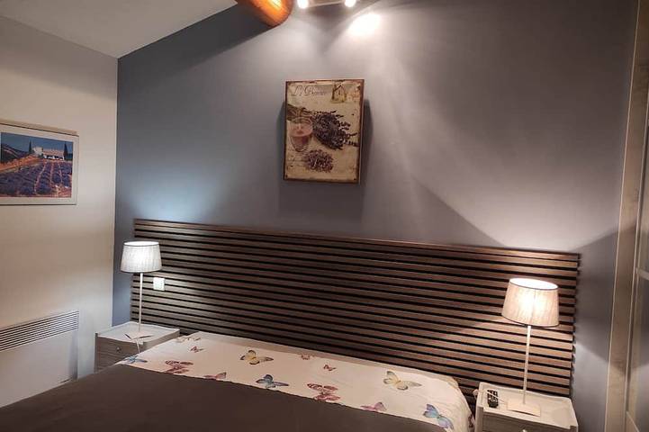 Location de vacances pour 8 personnes, avec jardin à Faucon - 2