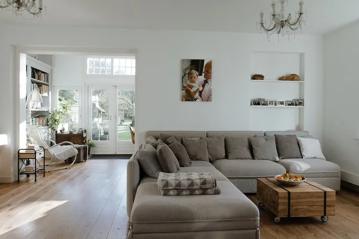 Duin- en strandvilla met zeer grote en prachtige tuin in Camperduin, Noord-Holland - Kust van de Noordzee