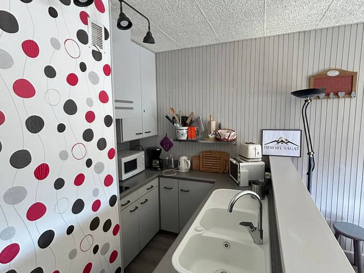 Gîte pour 6 personnes, avec balcon dans Station de Super-Besse (Super-Besse) - 2