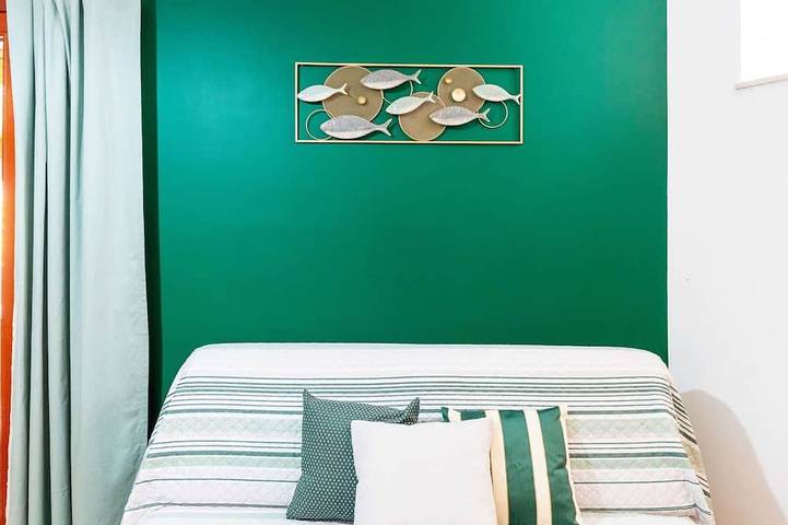 Appartamento intero, Incantevole appartamento per 4 persone con WIFI, balcone, animali ammessi e vista panoramica in Andora, Riviera di Ponente