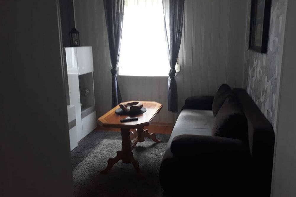 Bungalow in Malchow mit Terrasse, Grill und Parkplatz – Haustiere erlaubt in Malchow, Fleesensee