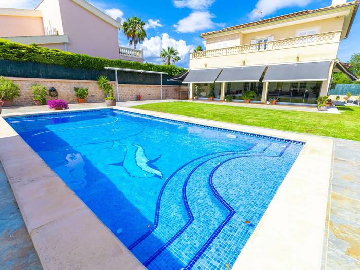 Entire holiday apartment, Villa Mariela by Npmallorca in Sa Coma, Sant Llorenç des Cardassar