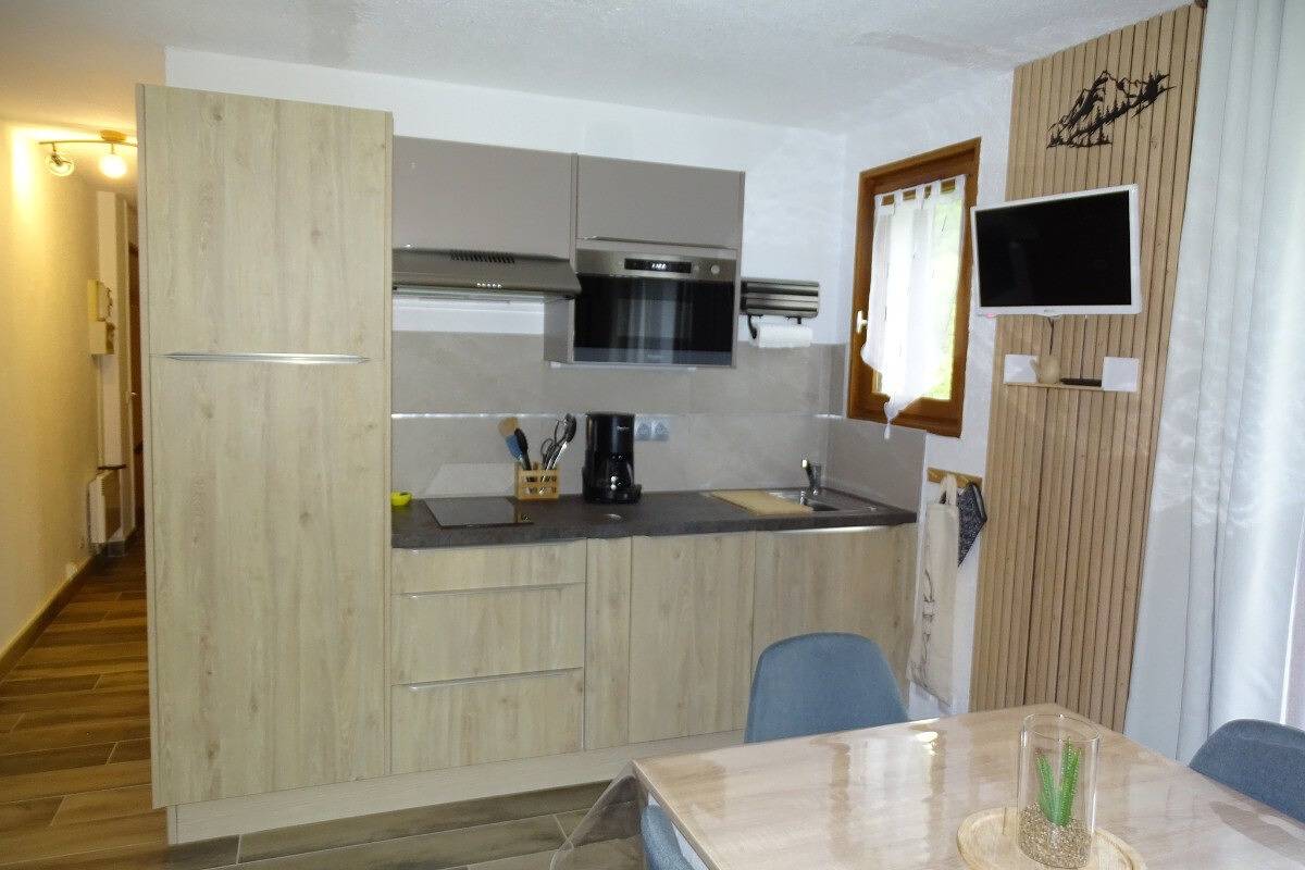 Appartement entier, Appartement vue montagne aux bottières in Saint-Pancrace, Région de Saint-Jean-de-Maurienne