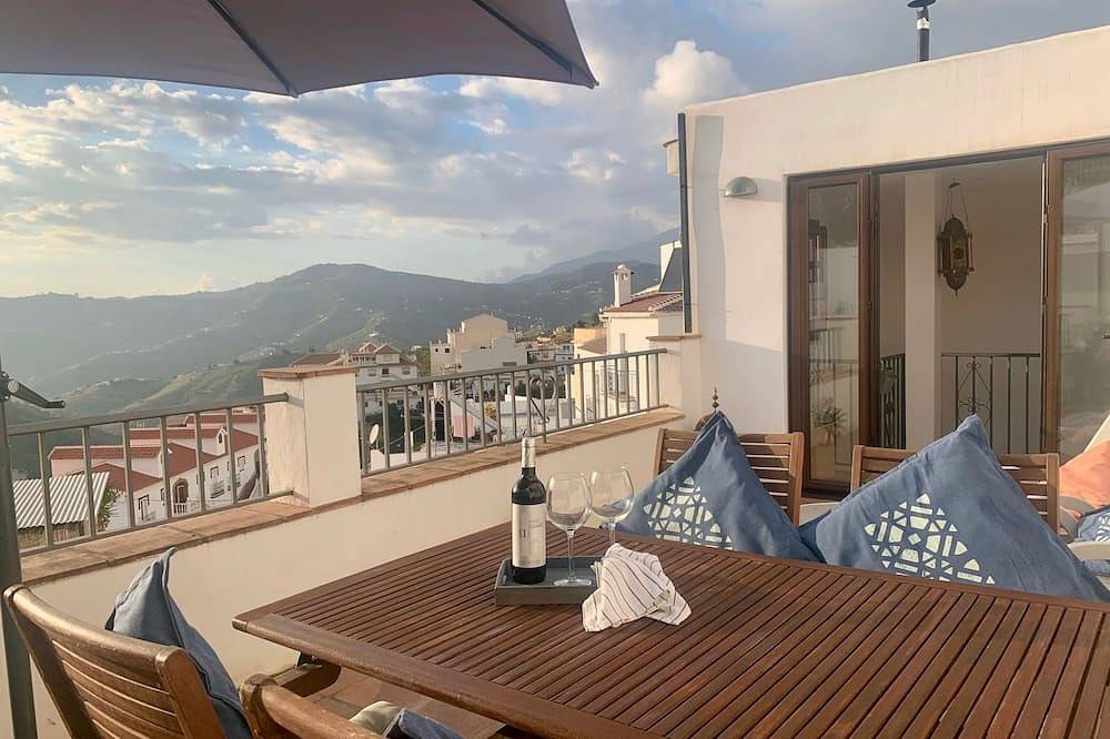 Casa vacanza a Cómpeta a partire da 124€ a notte