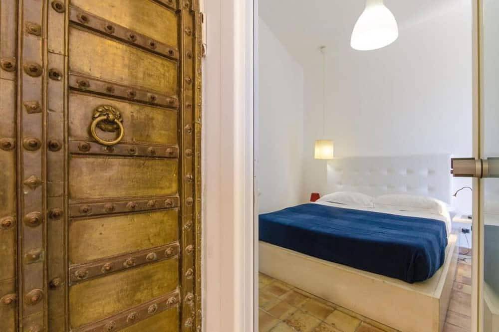 Villa in Taormina with 8 bedrooms sleeps 16 in Taormina, Messina Province