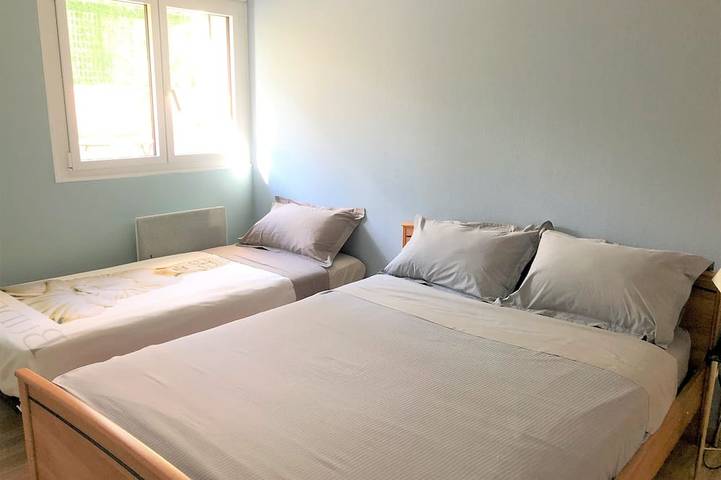 Gîte pour 5 personnes, avec terrasse à Genas - 2