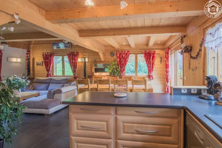 Gîte pour 9 personnes, avec terrasse ainsi que sauna et jacuzzi à La Giettaz - 2
