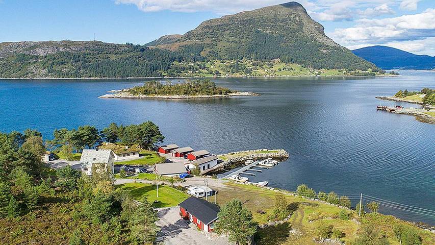 Ferienwohnung für 4 Personen, mit Garten in Selje