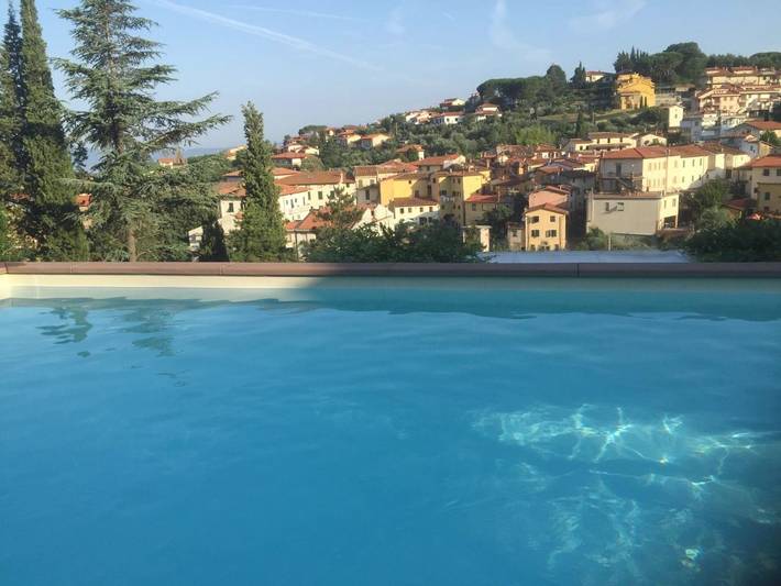 Maison d’hôte pour 3 personnes, avec piscine ainsi que jardin et vue - 1