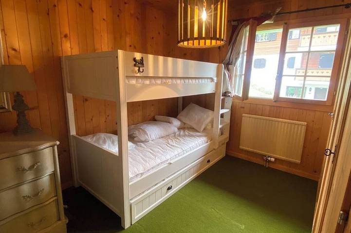 Appartement entier, L'appartement se trouve dans une petite résidence de 3 étages et est idéalement situé dans un quarti in Gryon, Alpes Vaudoises