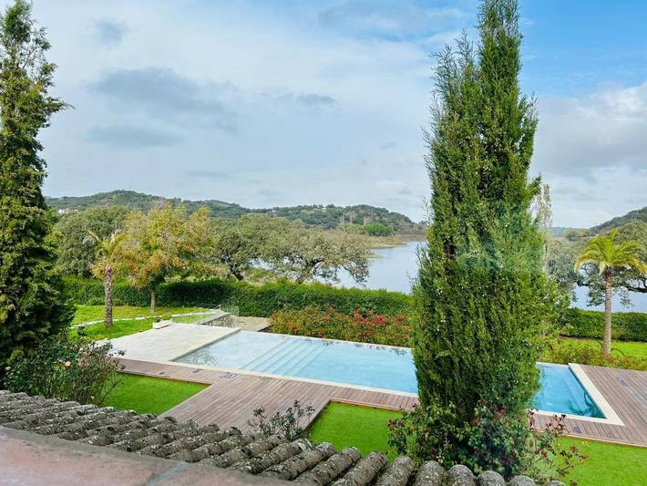 Casa rural para 14 personas, con jardín y vistas además de piscina y vistas al lago en Tentudía - 3