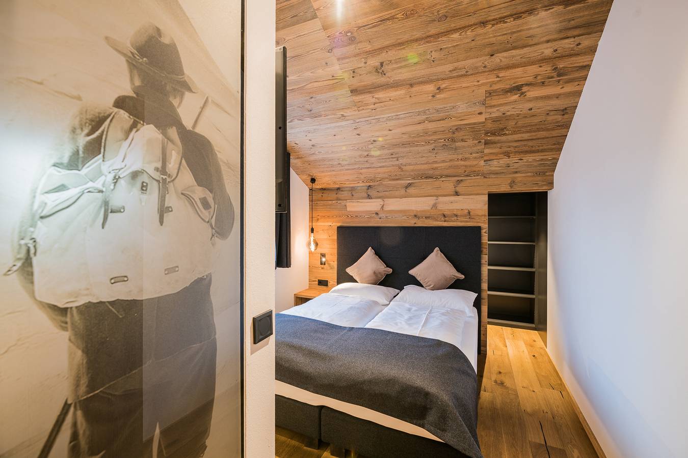 Moderno appartamento per vacanze Chalet Ortles con vista sulle montagne e Wi-Fi in San Valentino alla Muta, Curon Venosta