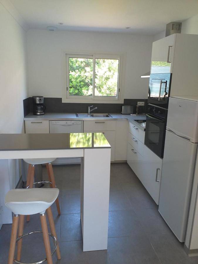 Location de vacances pour 4 personnes, avec jardin ainsi que terrasse et vue à Laurac-en-Vivarais - 3
