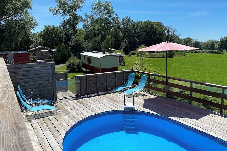 Gîte pour 4 personnes, avec balcon et jardin à Saint-Pardoux (Puy-de-Dôme)
