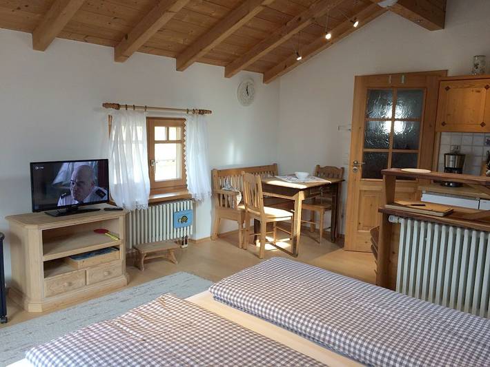 Ganze Ferienwohnung, Ferienwohnung Andrea - Ferienwohnung Andrea 35 qm in Brannenburg, Bayerische Alpen
