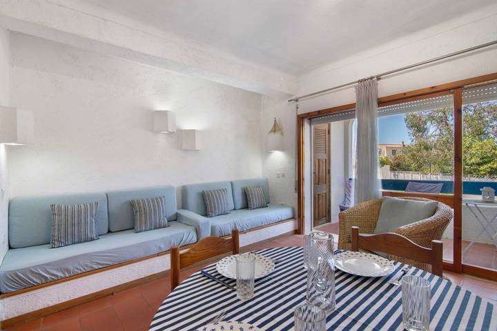 Ganze Wohnung, Ferienwohnung 'Santiago's House' mit Gemeinschaftsgarten, Balkon und Wi-Fi in Albufeira e Olhos de Água, Faro Distrikt