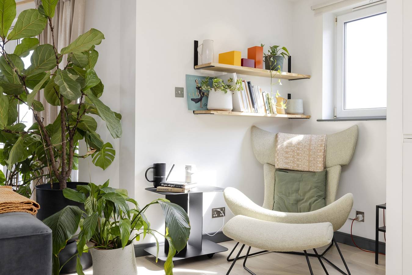 Entire apartment, Fabulous Apartment with Bay View Terrace in Leith, Edinburgh