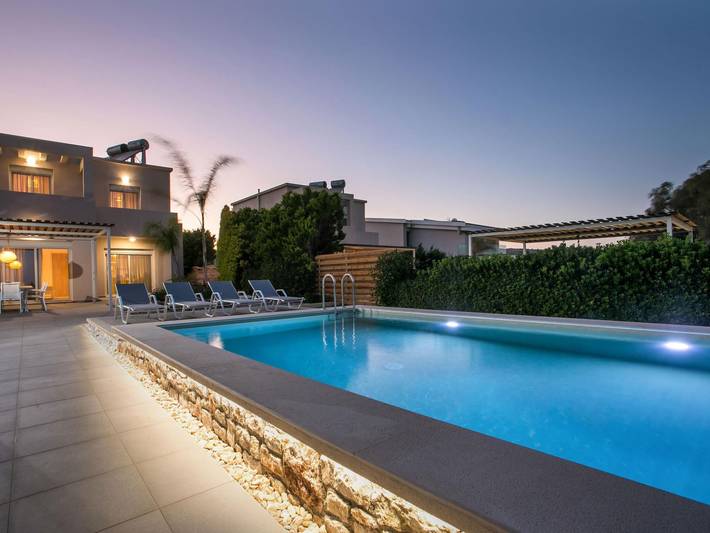 Ferienhaus für 8 Personen, mit Garten