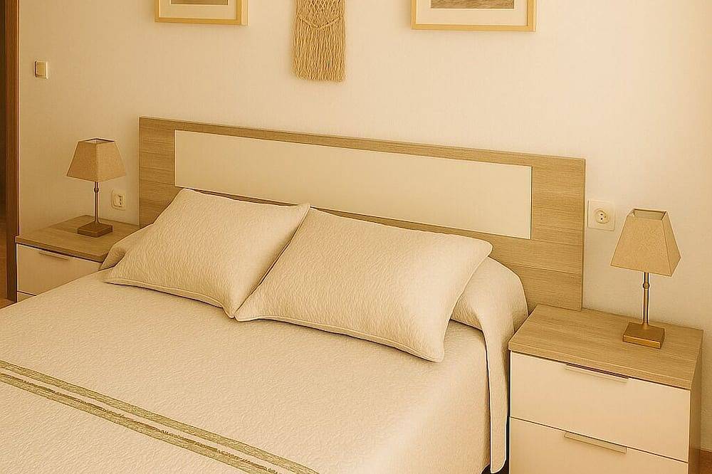 Entire apartment, Lodging Ultreia - Estorde in Cee, Costa da Morte