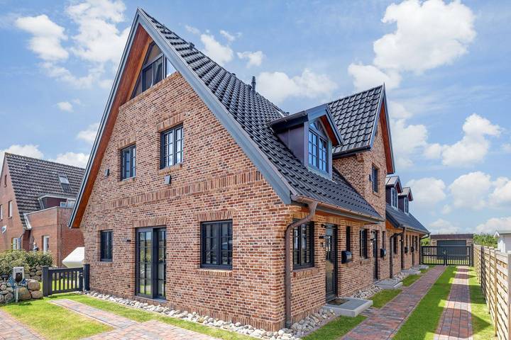 Ganze Wohnung, Mittelhausteil in Hörnum mit Nähe zum Strand und Golfplatz. in Nordfriesische Inseln (Schleswig-Holstein) (Schleswig-Holstein), Hörnum