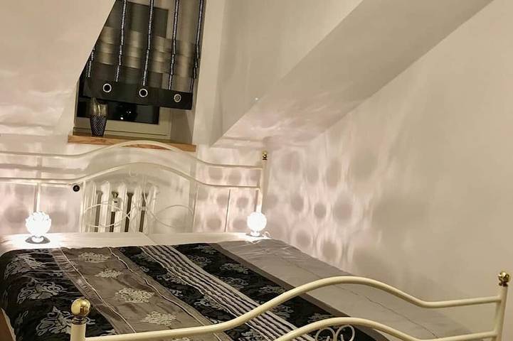 Ganze Wohnung, A place for the family to stay. Close to the border and the main train station in Küstrin, Oderbruch
