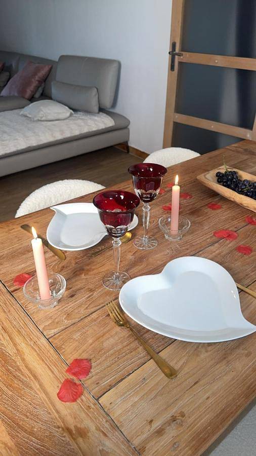 Gîte pour 2 personnes, avec vue ainsi que terrasse et jardin à Lunéville - 2