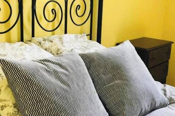Entire apartment, Domaine Mas Pigné: Apartment with Terrace in Sauve, Le Vigan region