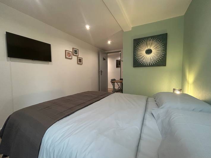 Vacation rental for 4 people, with yard in Gers