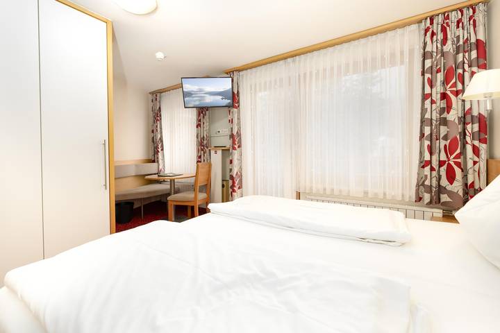 Hotel für 2 Personen, mit Balkon und Sauna sowie Pool und Garten, kinderfreundlich - 1
