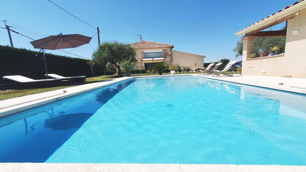 One-Bedroom Apartment (2 Adults) in Saint-Nicolas-de-la-Grave, Tarn-et-Garonne