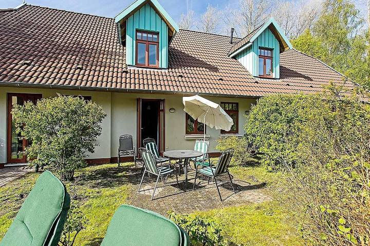 Ferienhaus für 4 Personen, mit Garten, mit Haustier in Wustrow