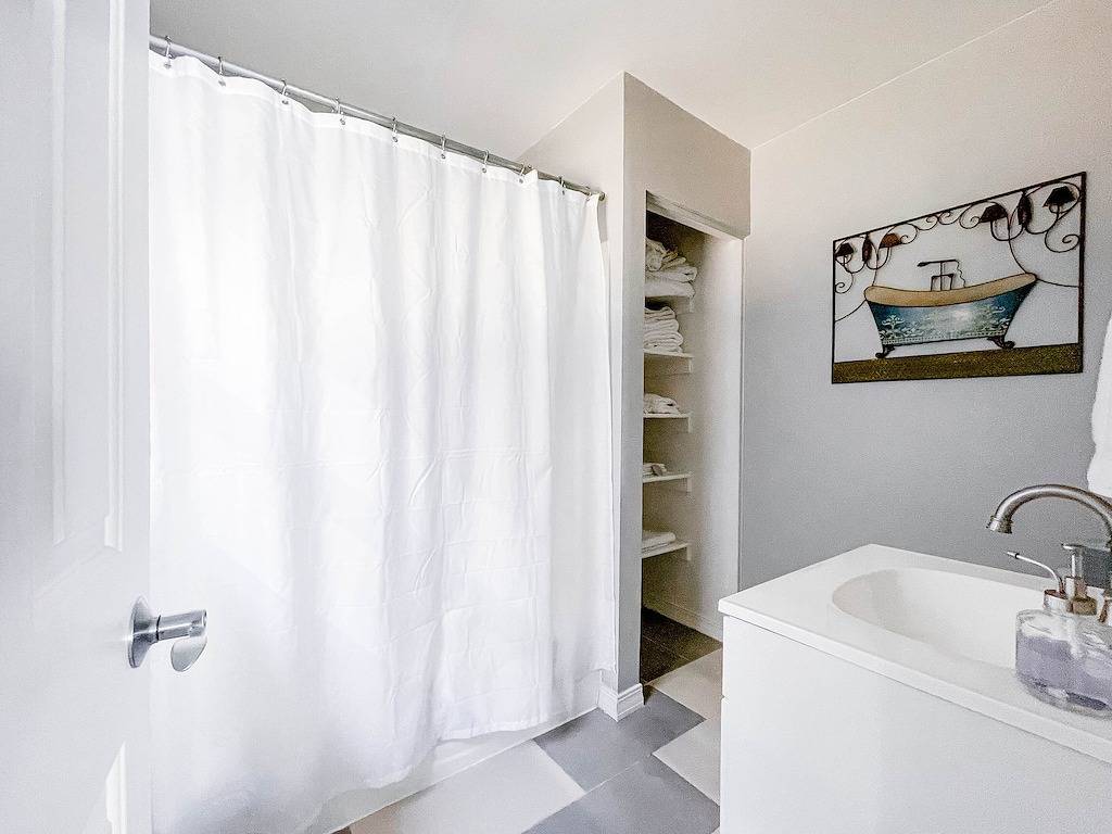 Ganze Wohnung, Bright 1Br in Historic Home Walk to Um & Downtown Mid-Term Stays Allowed in Missoula, Lolo Nationalwald