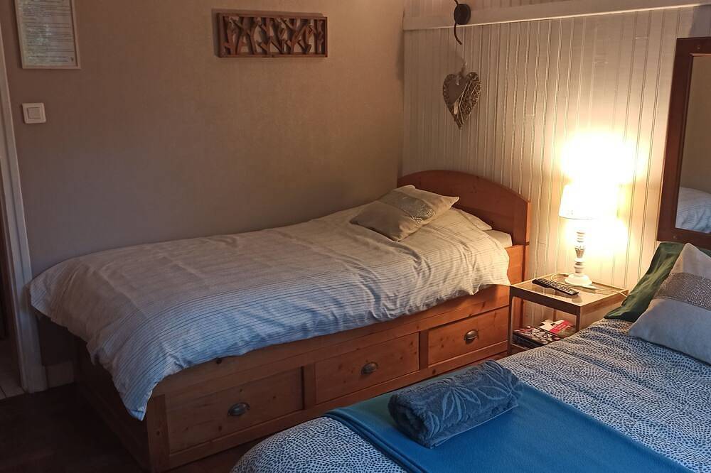 Chambre d'hôtes à Garennes sur Eure au Havre de paix pour 3 personnes maxi in Neuilly, Région d'Évreux