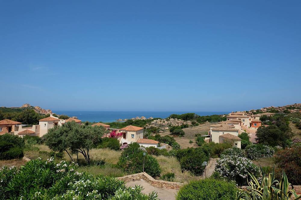 Appartamento intero, Appartamento al Villaggio di Calarossa - trilocale per 4 persone pet friendly in La Marinedda, Trinità d'Agultu e Vignola