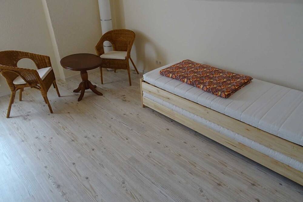 Ganze Wohnung, Ferienwohnung Brinkstr. in Tollensesee, Neubrandenburg