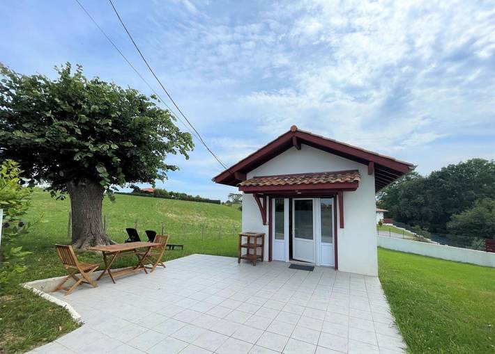Gîte pour 2 personnes, avec jardin dans Côte Basque