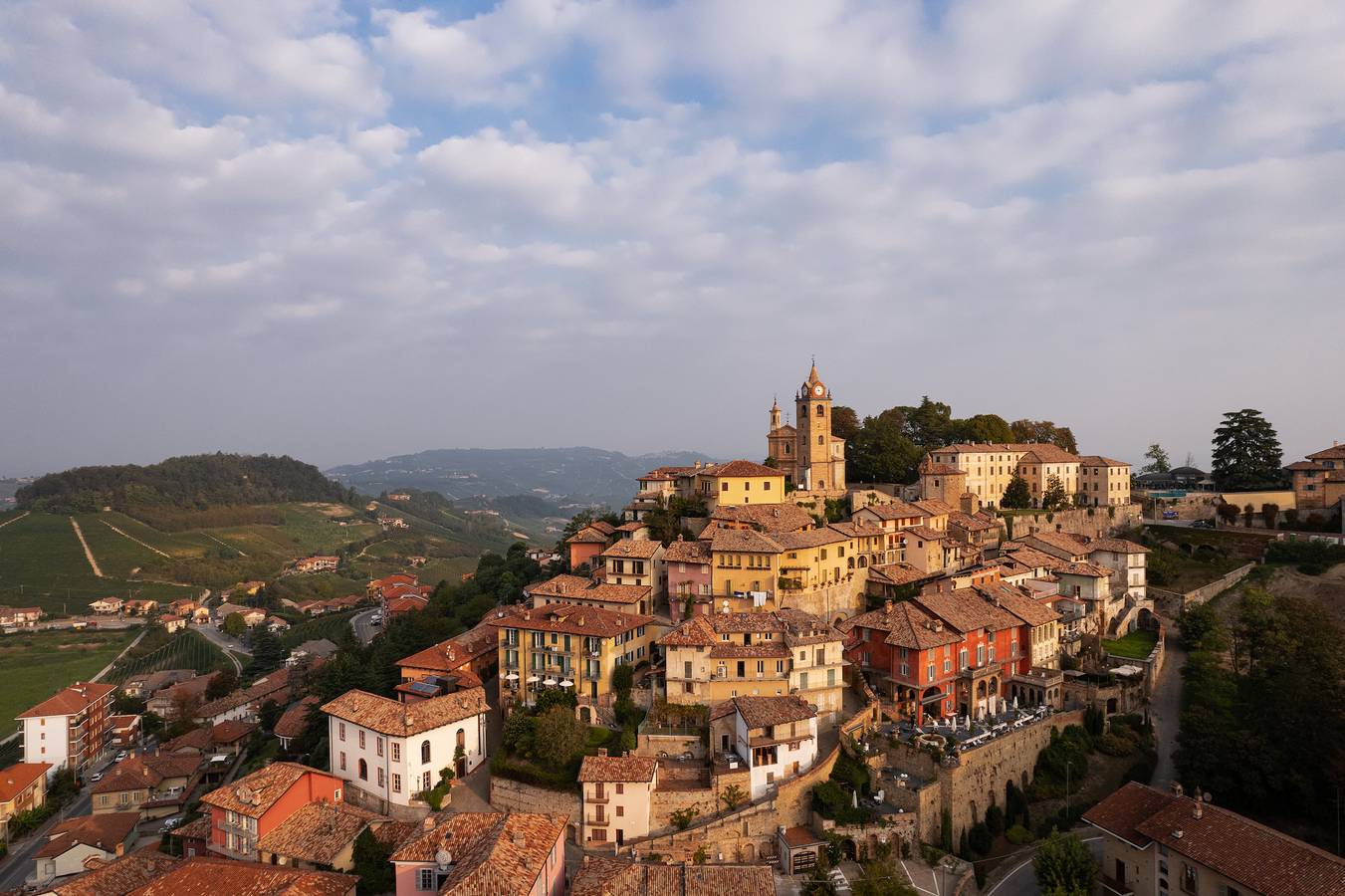 Appartamento intero, Mon Suite in Monforte d'Alba, Langhe