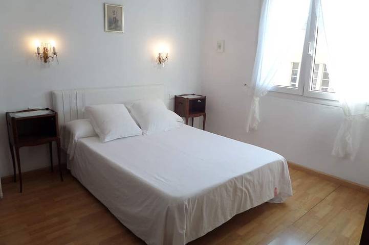 Appartement entier, Nouveau Devant La Plage. Vues Superbes Sur La Mer. Bien Situé. in Els Pins Blanes, Blanes
