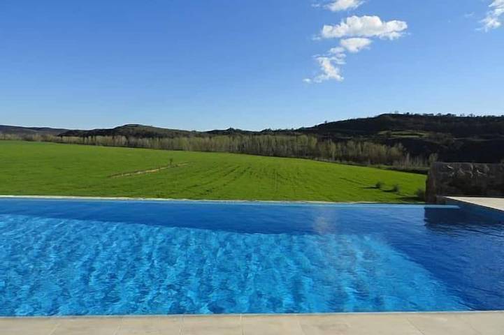 Cottage für 15 Personen, mit Garten und Pool - 1