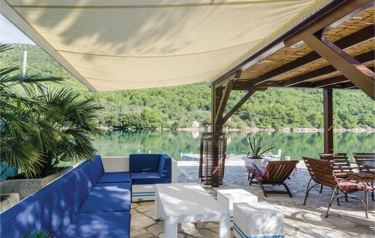 Ganze Ferienwohnung, Gemütliche Ferienwohnung mit Terrasse, in der Nähe von Ston und der Küste – WLAN und Parkplatz inklusive in Ston, Dubrovnik-Neretva