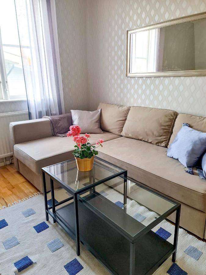 Appartement entier, Apartment with Balcony in Västeras, Västmanland