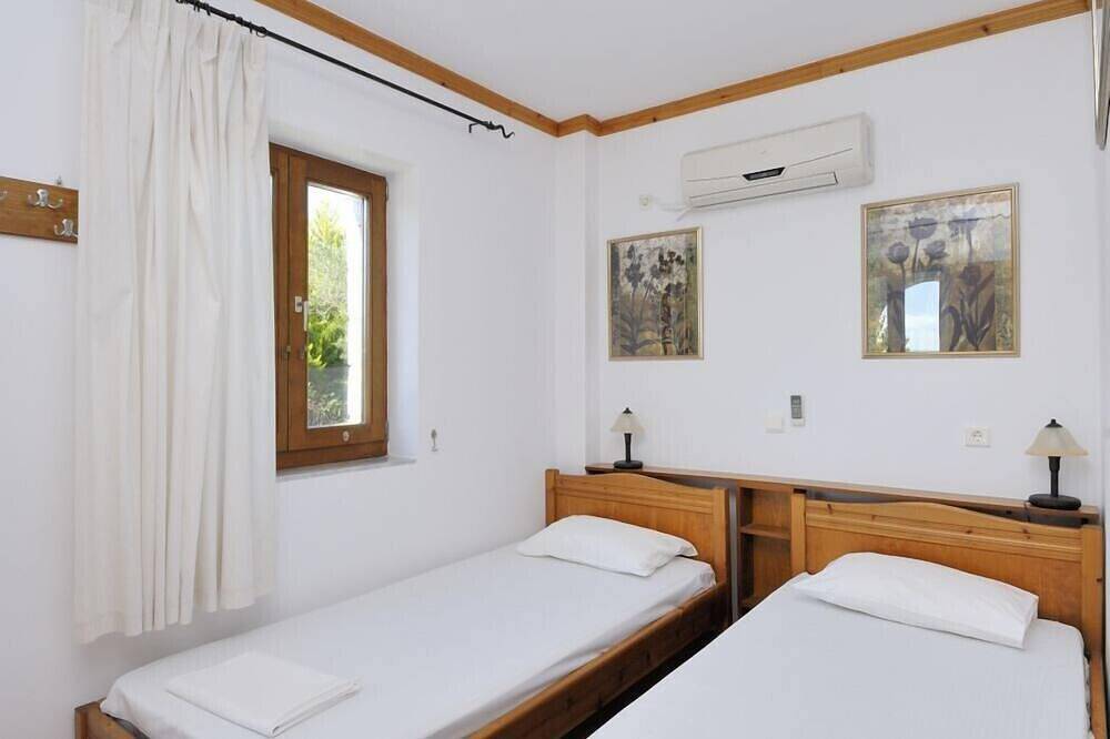 Seaside Mulberry Villa in Stoupa in Stoupa, Mani Peninsula