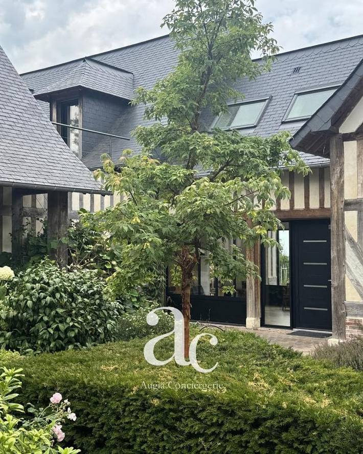 Location de vacances pour 12 personnes, avec Terrasse ainsi que Piscine et Vue à Beaumont-en-Auge - 2