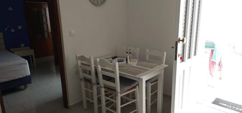 Gîte pour 6 personnes, avec terrasse dans Myrtos - 4