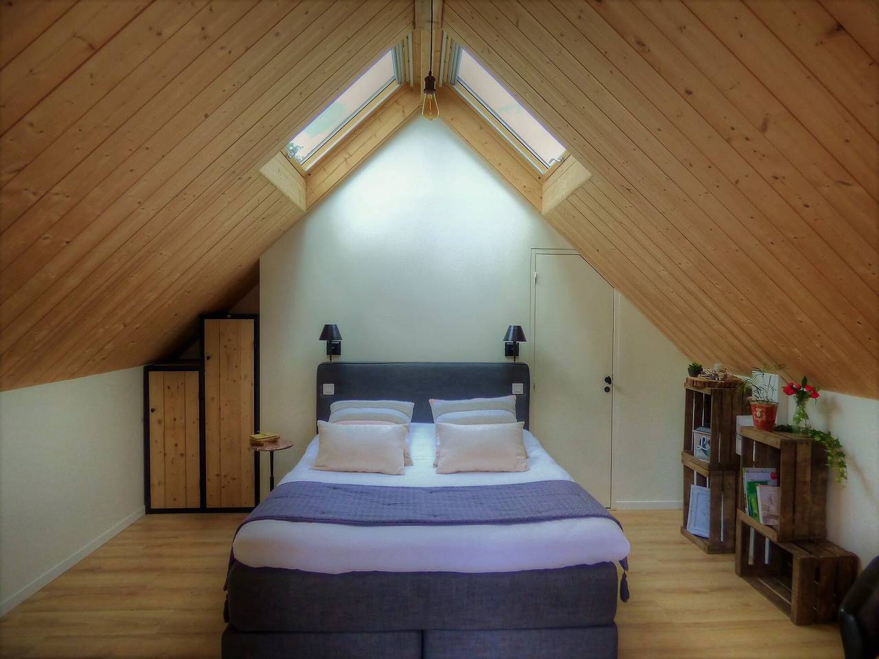 Chambre d’hôtes « La Suite Étoilée » avec terrasse et jardin partagés, climatisation in Vallée de la Loire