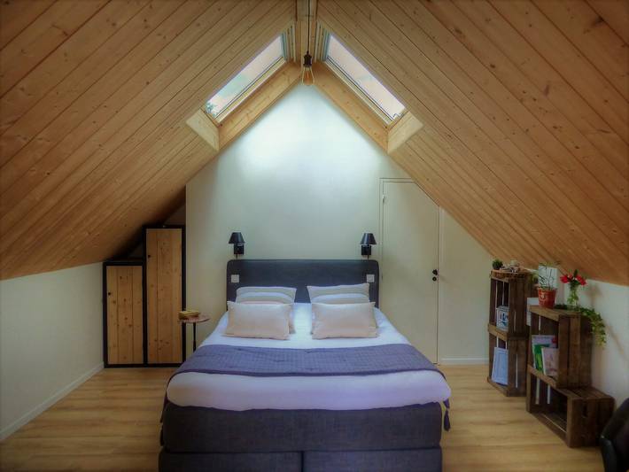 Chambre d’hôte pour 2 personnes, avec jardin dans Maine-et-Loire