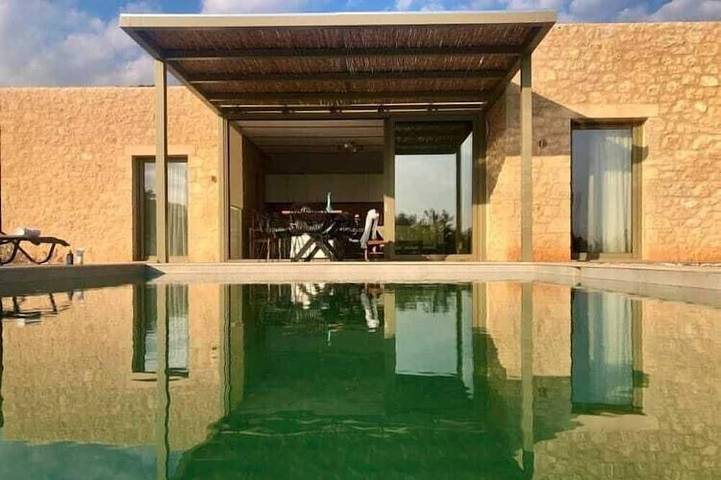 Villa for 8 people, with garden in Stoupa