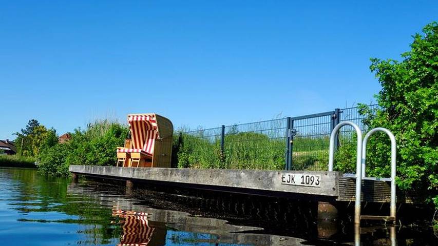 Ferienhaus für 4 Personen, mit Terrasse und Garten in Emden - 4